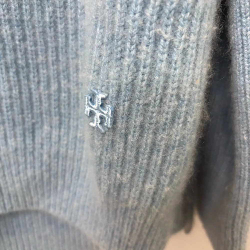 Tory Burch XL Cashmere Sweater - Picture 4 of 9